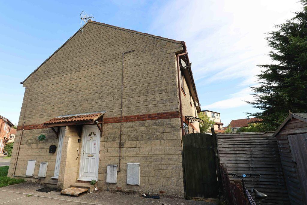 1 bed End of Terrace for rent in Weston-Super-Mare. From Steven Smith Town & Country Estate Agents - Clevedon