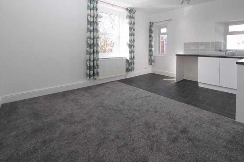 1 bed 1st Floor Flat for rent in Clevedon. From Steven Smith Town & Country Estate Agents - Clevedon