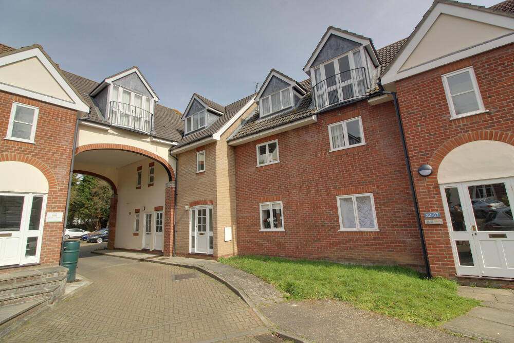 2 bed Apartment for rent in Stowmarket. From Shorts Property People - Stowmarket