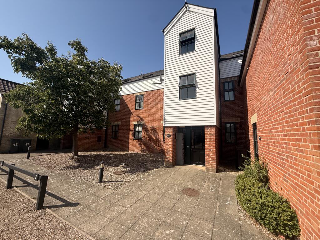 1 bed Apartment for rent in Stowmarket. From Shorts Property People - Stowmarket 1 bed Apartment for rent in Stowmarket. From Shorts Property People - Stowmarket
