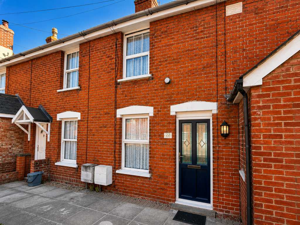 2 bed Mid Terraced House for rent in Hadleigh. From Shorts Property People - Stowmarket 2 bed Mid Terraced House for rent in Hadleigh. From Shorts Property People - Stowmarket