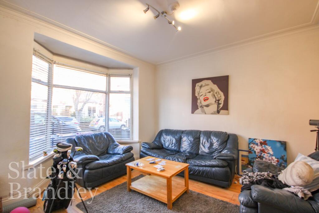 6 bed Semi Detached for rent in West Bridgford. From Slater and Brandley - Nottingham