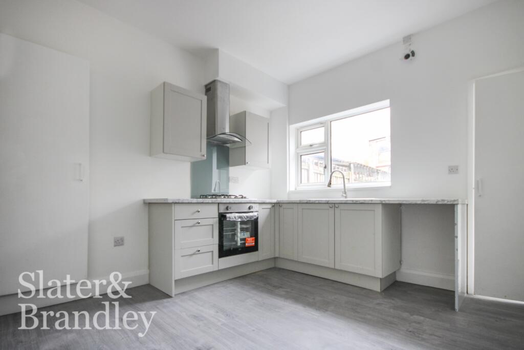 2 bed Mid Terraced House for rent in Nottingham. From Slater and Brandley - Nottingham