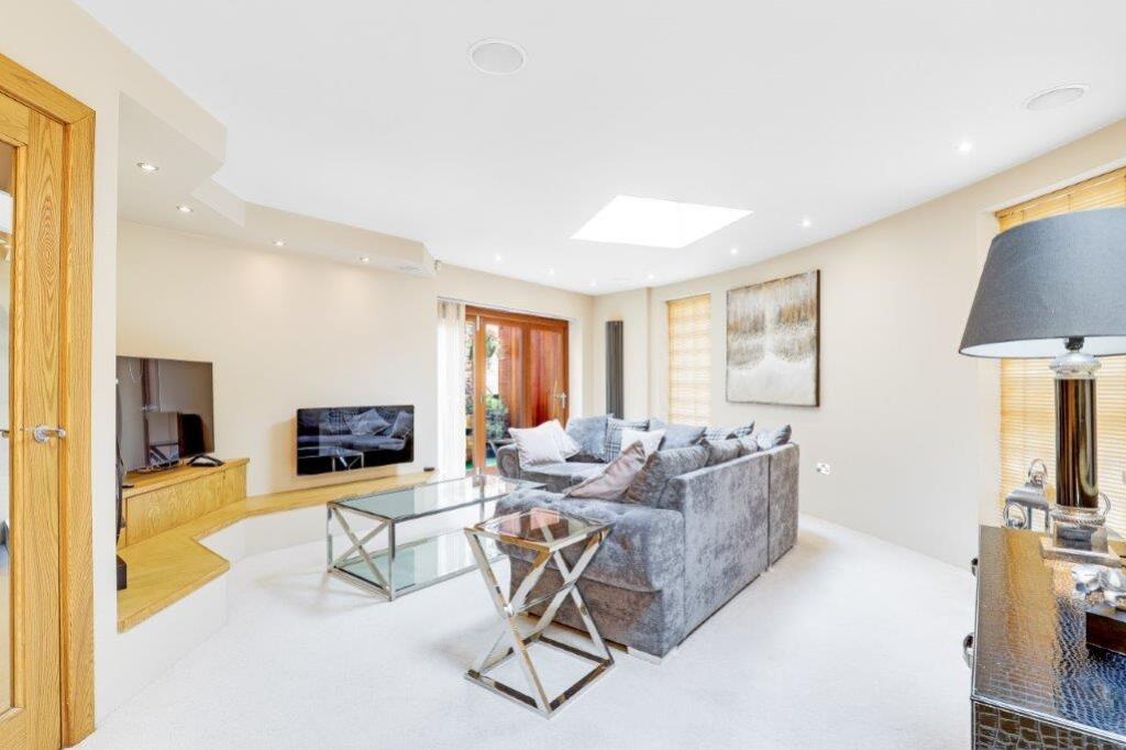 3 bed Apartment for rent in Nottingham. From Slater and Brandley - Nottingham 3 bed Apartment for rent in Nottingham. From Slater and Brandley - Nottingham