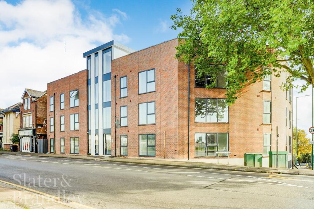 2 bed 1st Floor Flat for rent in Arnold. From Slater and Brandley - Nottingham