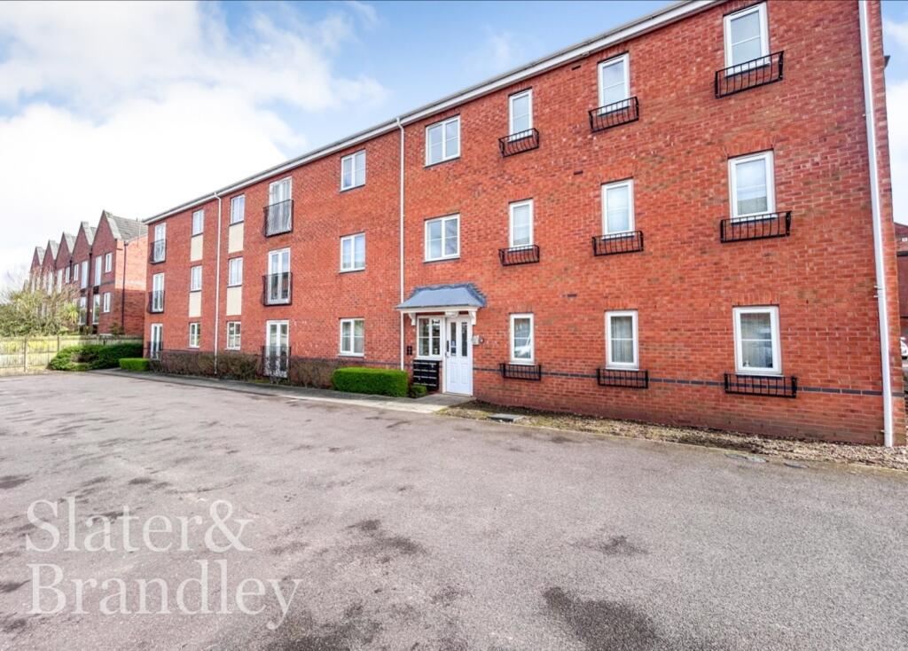 1 bed Mid Terraced House for rent in Arnold. From Slater and Brandley - Nottingham