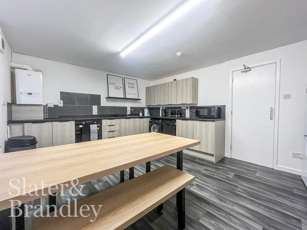 3 bed Mid Terraced House for rent in Nottingham. From Slater and Brandley - Nottingham 3 bed Mid Terraced House for rent in Nottingham. From Slater and Brandley - Nottingham