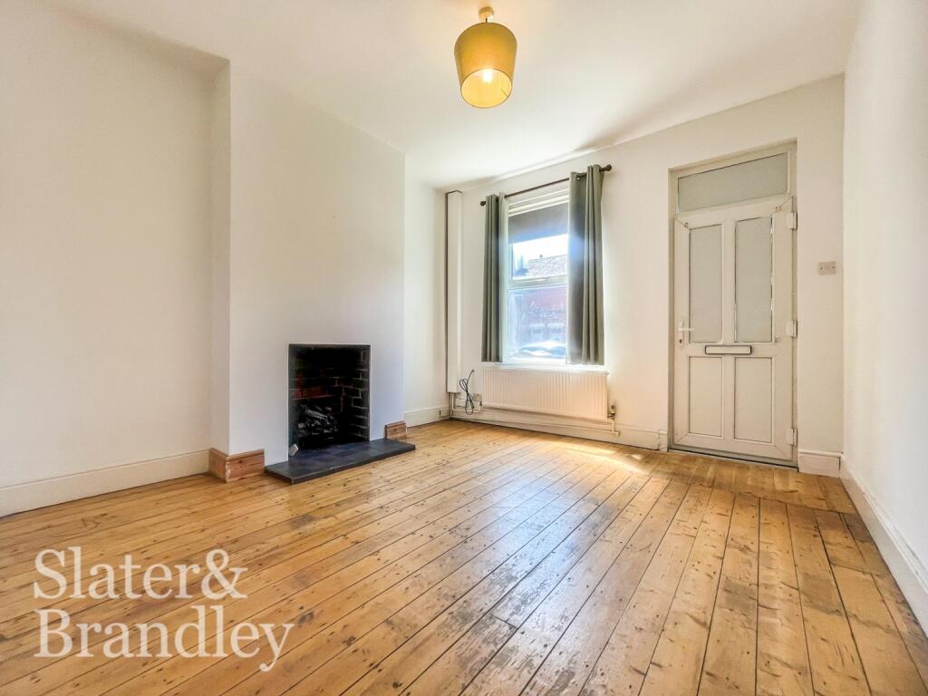 2 bed Mid Terraced House for rent in Bestwood Village. From Slater and Brandley - Nottingham