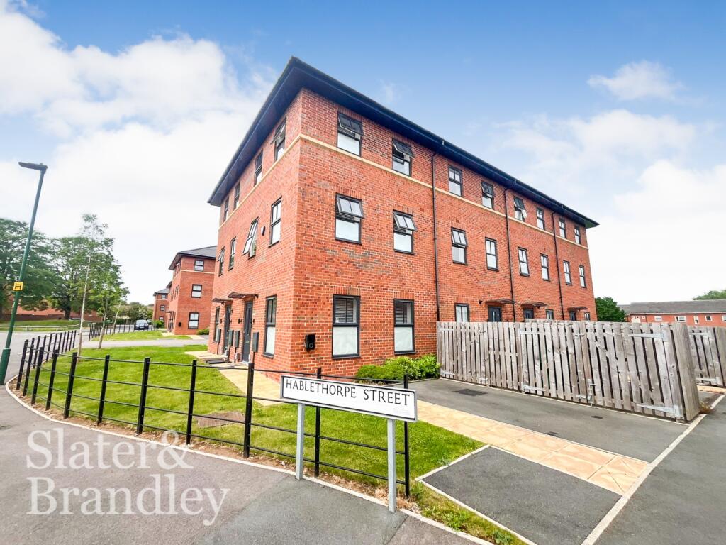 2 bed Town House for rent in Strelley. From Slater and Brandley - Nottingham