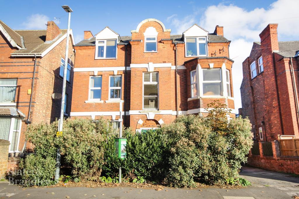 2 bed 1st Floor Flat for rent in Nottingham. From Slater and Brandley - Nottingham