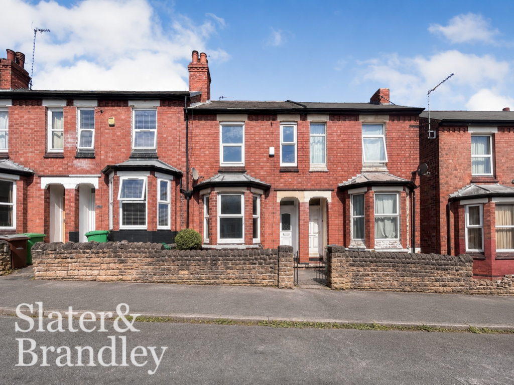 2 bed Mid Terraced House for rent in West Bridgford. From Slater and Brandley - Nottingham