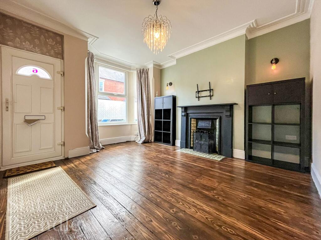 2 bed Mid Terraced House for rent in Nottingham. From Slater and Brandley - Nottingham