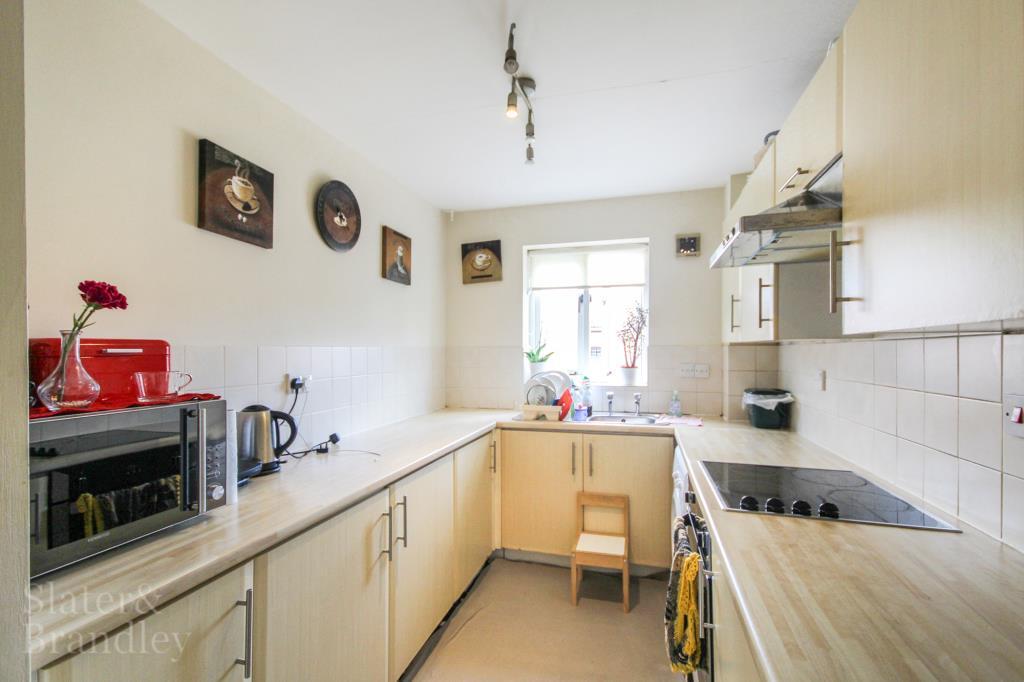 2 bed Mid Terraced House for rent in West Bridgford. From Slater and Brandley - Nottingham 2 bed Mid Terraced House for rent in West Bridgford. From Slater and Brandley - Nottingham