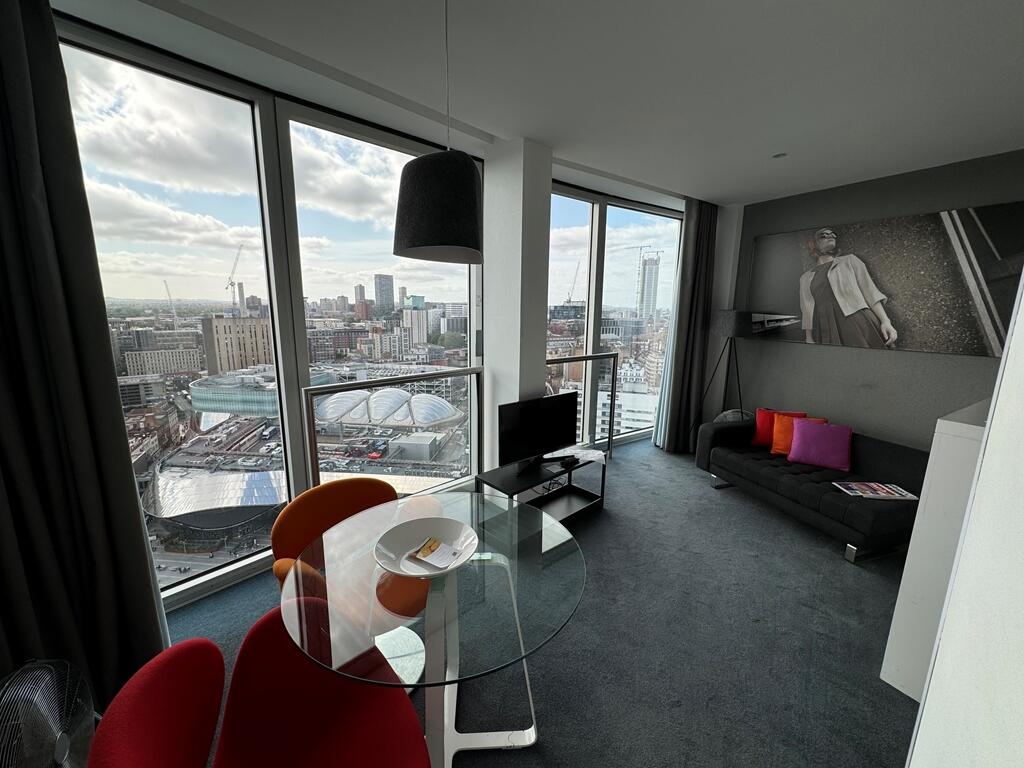 4 bed Apartment for rent in Birmingham. From Stewart Oliver Ltd - Birmingham