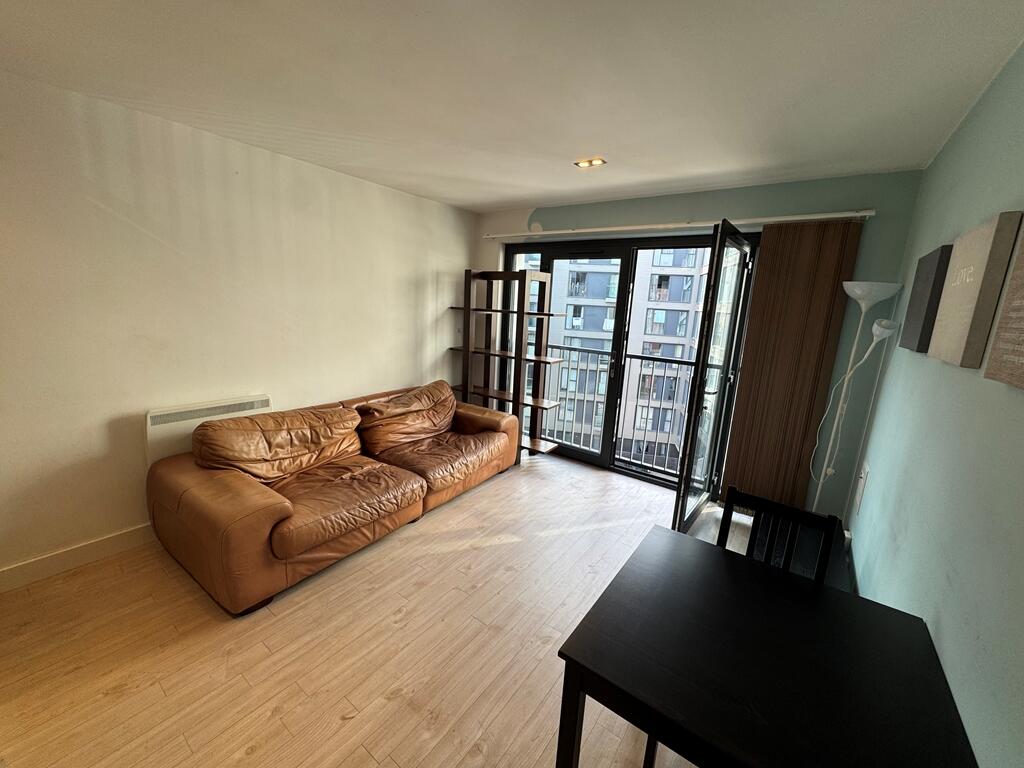 4 bed Studio for rent in Birmingham. From Stewart Oliver Ltd - Birmingham 4 bed Studio for rent in Birmingham. From Stewart Oliver Ltd - Birmingham