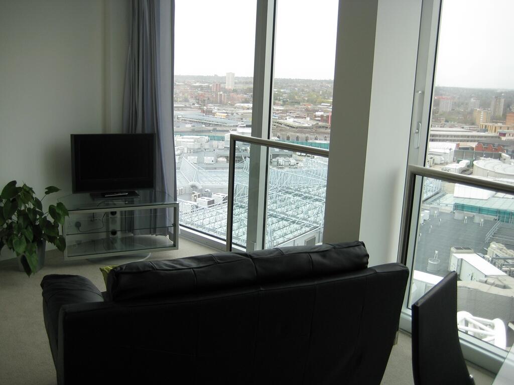 4 bed Apartment for rent in Birmingham. From Stewart Oliver Ltd - Birmingham