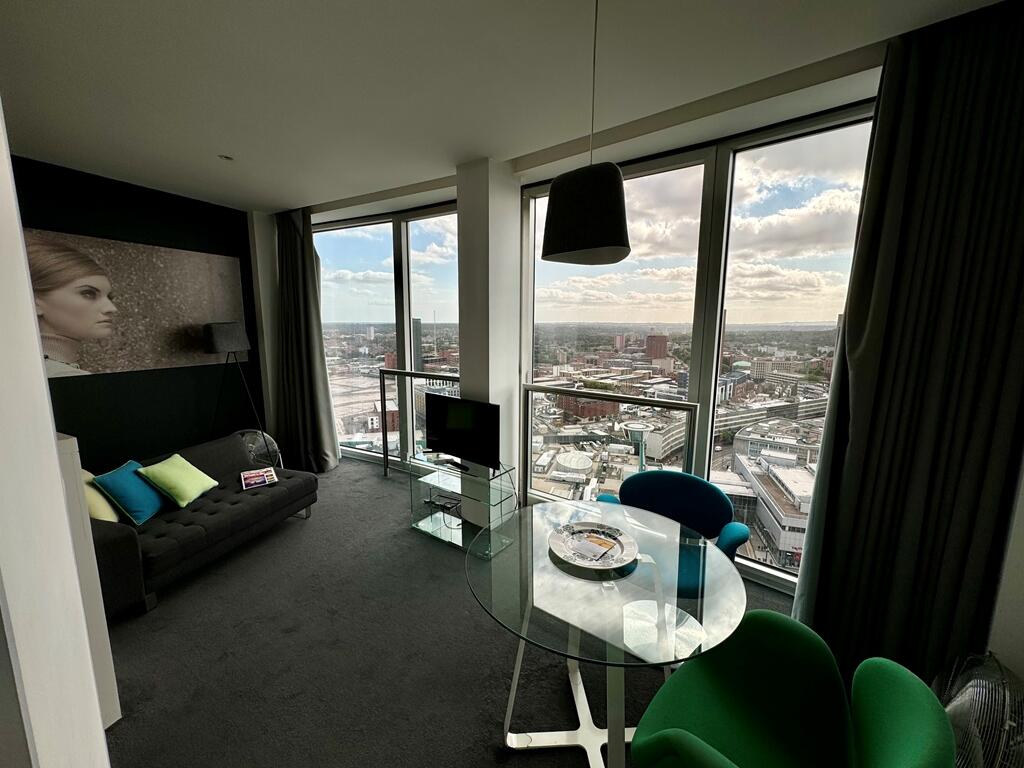 4 bed Apartment for rent in Birmingham. From Stewart Oliver Ltd - Birmingham