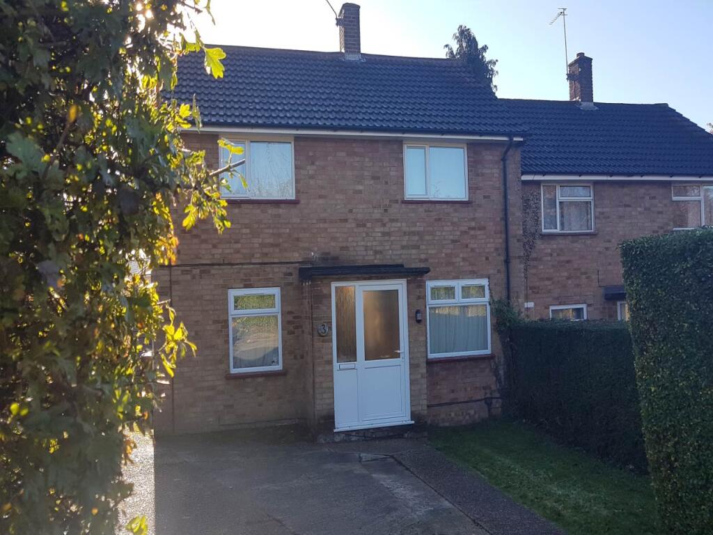4 bed Detached for rent in Hatfield. From Strats Estates & Lettings - Hatfield