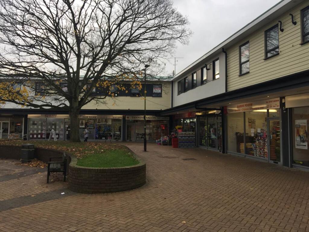 1 bed 1st Floor Flat for rent in Hatfield. From Strats Estates & Lettings - Hatfield