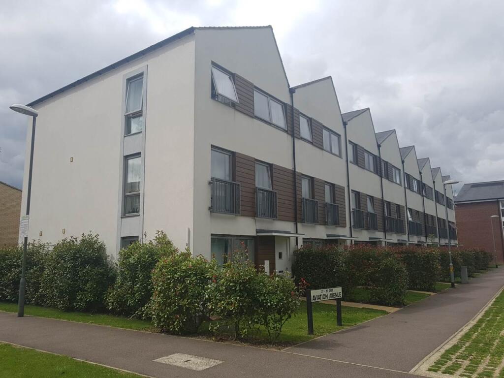 6 bed Detached for rent in Hatfield. From Strats Estates & Lettings - Hatfield