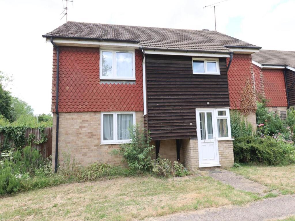 4 bed Detached for rent in Hatfield. From Strats Estates & Lettings - Hatfield