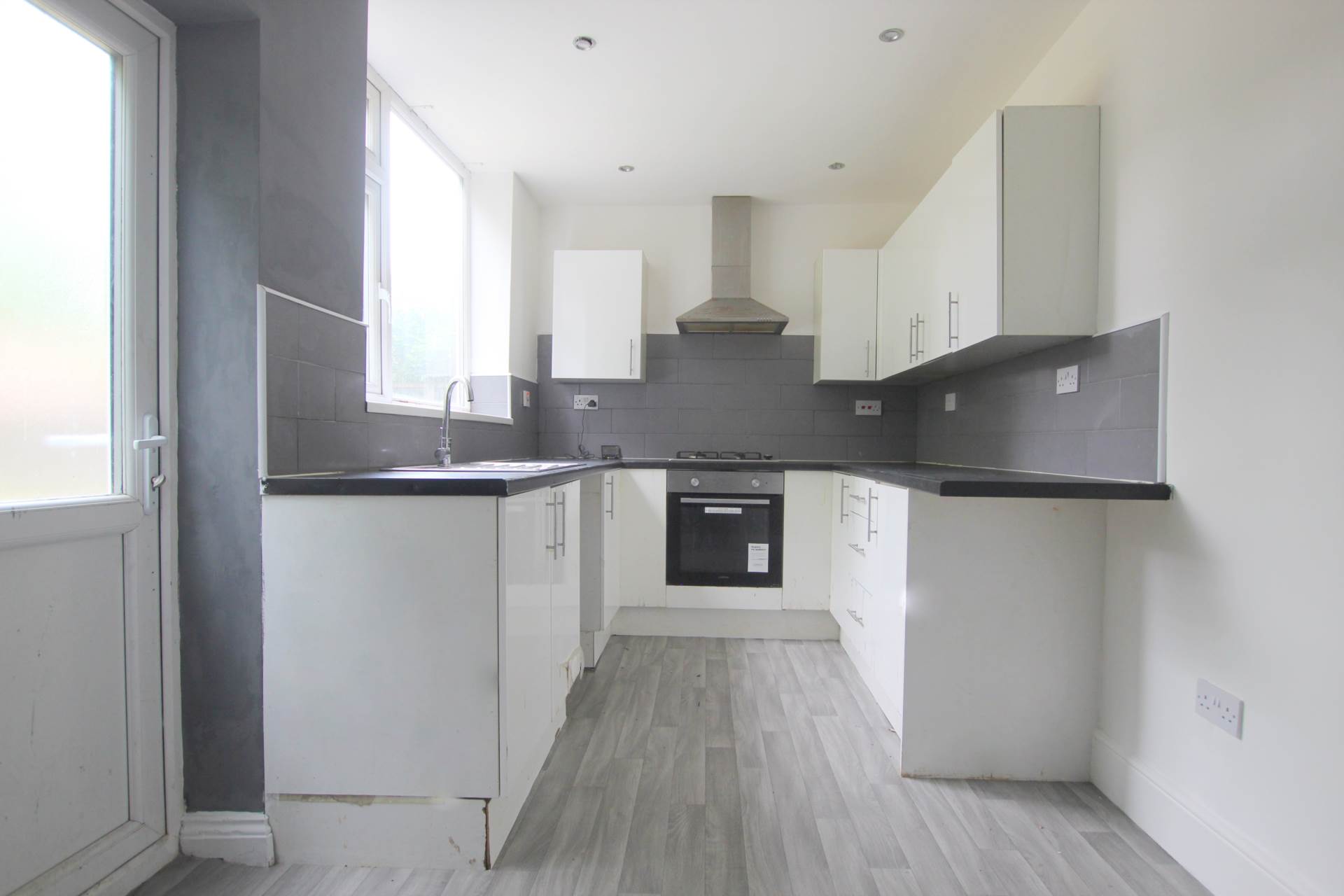 3 bed End Terraced House for rent in Manchester. From Sure Move Lettings