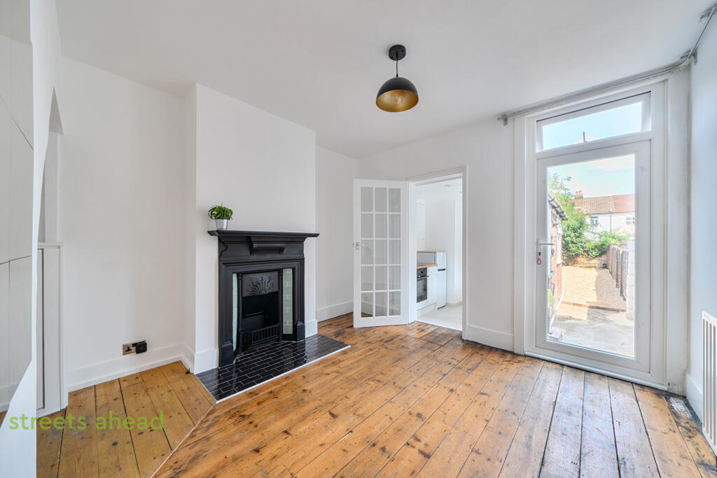 2 bed Mid Terraced House for rent in Croydon. From Streets Ahead - Croydon Central
