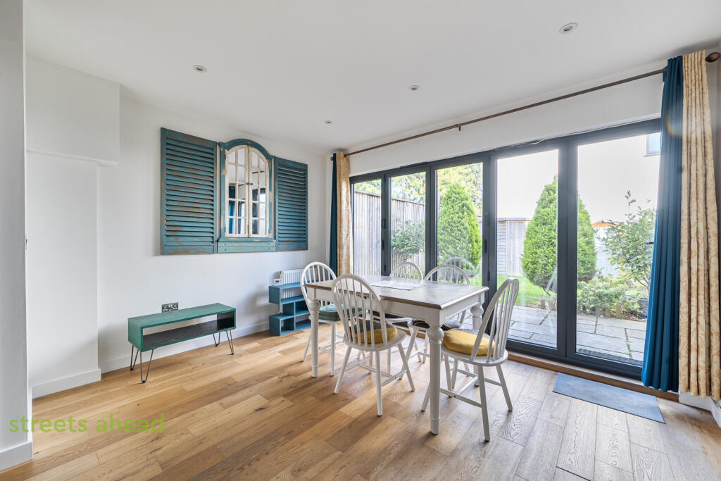 3 bed Semi Detached for rent in Croydon. From Streets Ahead - Croydon Central
