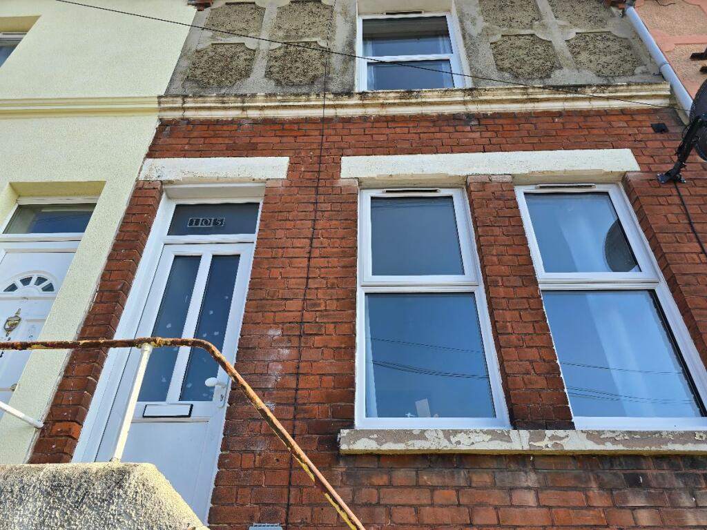 2 bed 1st Floor Flat for rent in Chatham. From Streets Estate Agents - Strood 2 bed 1st Floor Flat for rent in Chatham. From Streets Estate Agents - Strood