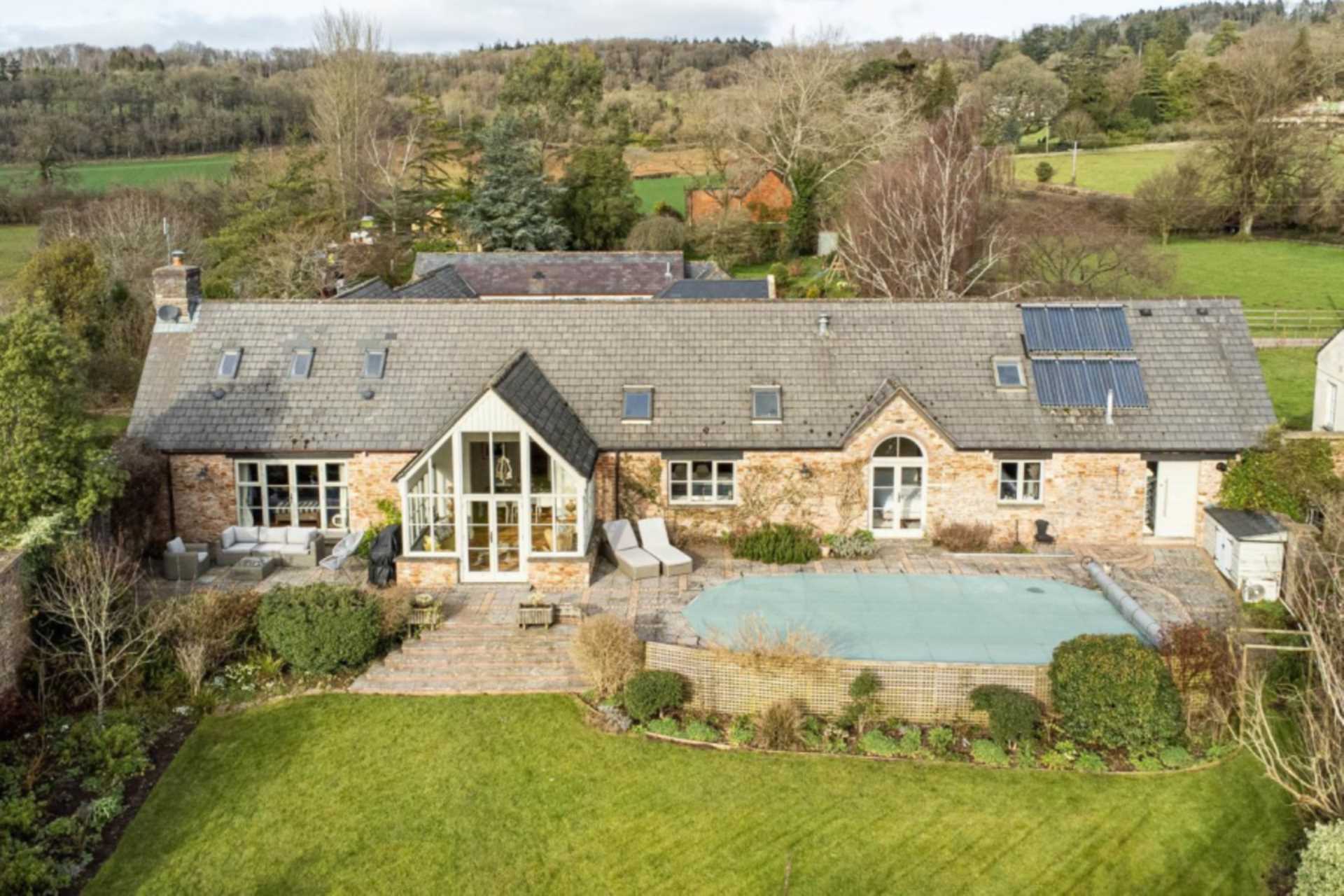 6 bed Detached House for rent in Wells. From Swallows Property Letting - Frome