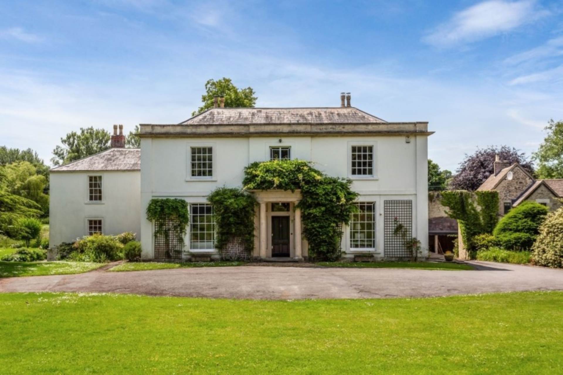 6 bed Country House for rent in Frome. From Swallows Property Letting - Frome