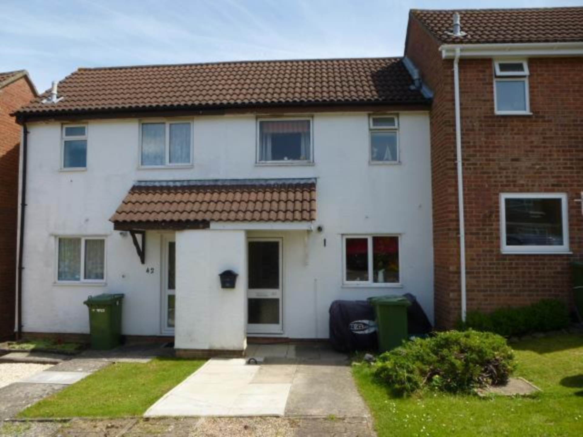 1 bed Mid Terraced House for rent in Frome. From Swallows Property Letting - Frome