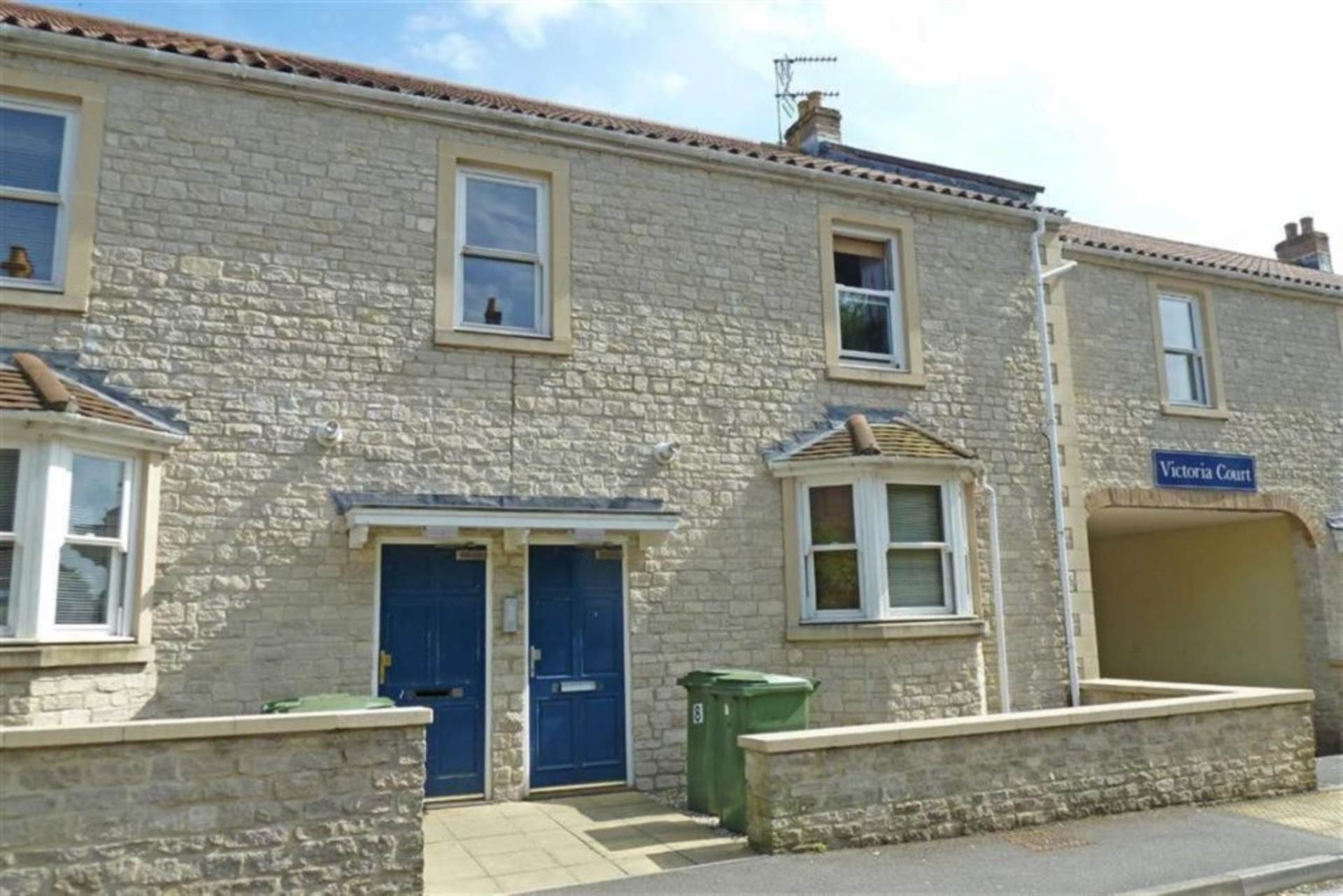 2 bed 1st Floor Flat for rent in Frome. From Swallows Property Letting - Frome