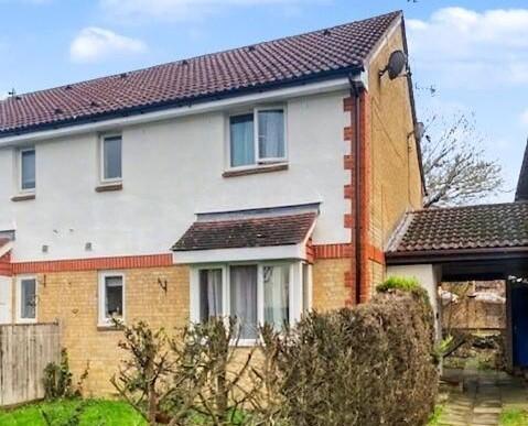 1 bed Mid Terraced House for rent in Crawley. From Swan Property Management - Crawley