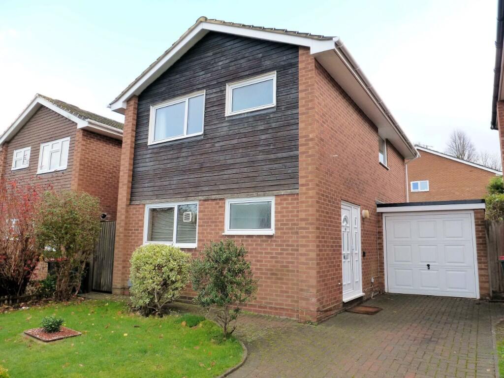 3 bed Detached for rent in Copthorne. From Swan Property Management - Crawley