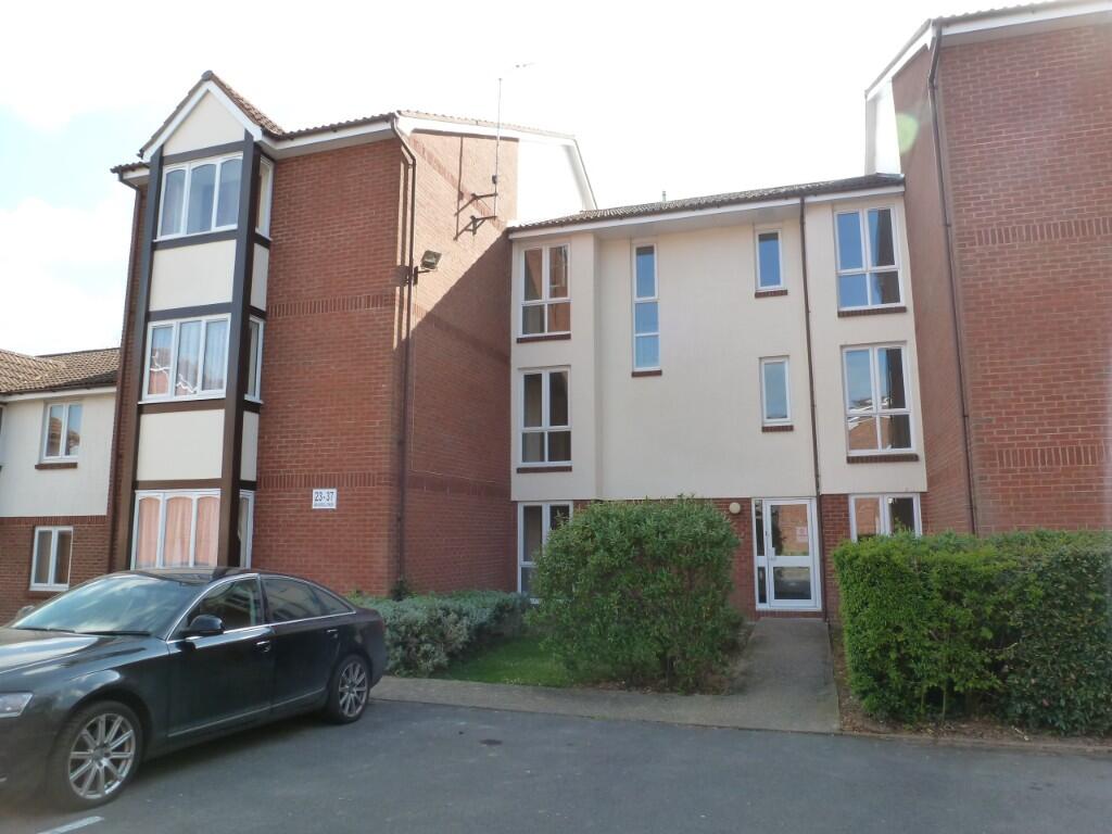 0 bed Studio for rent in Crawley. From Swan Property Management - Crawley