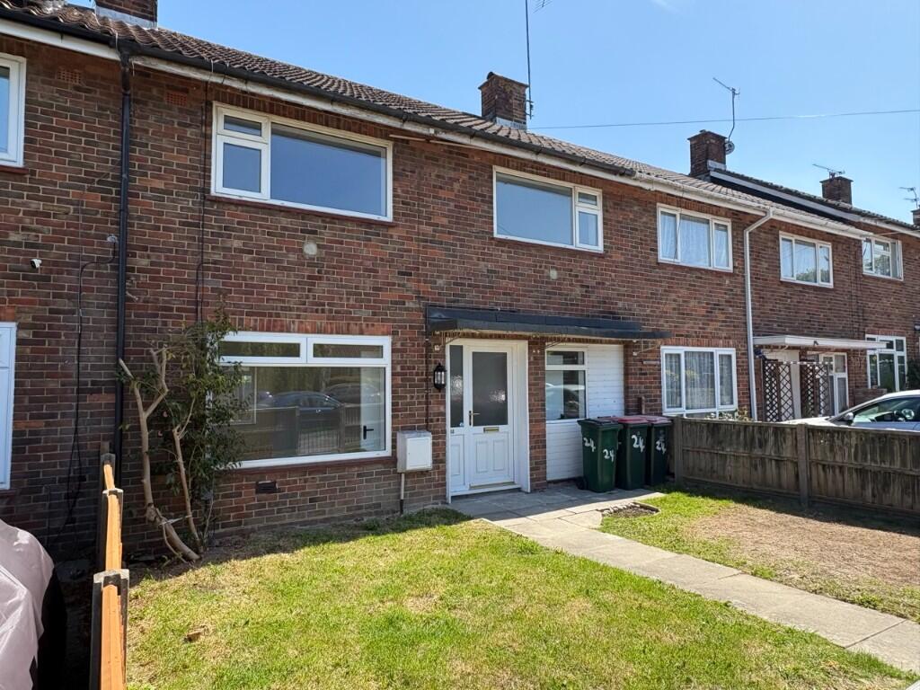 3 bed Mid Terraced House for rent in Crawley. From Swan Property Management - Crawley