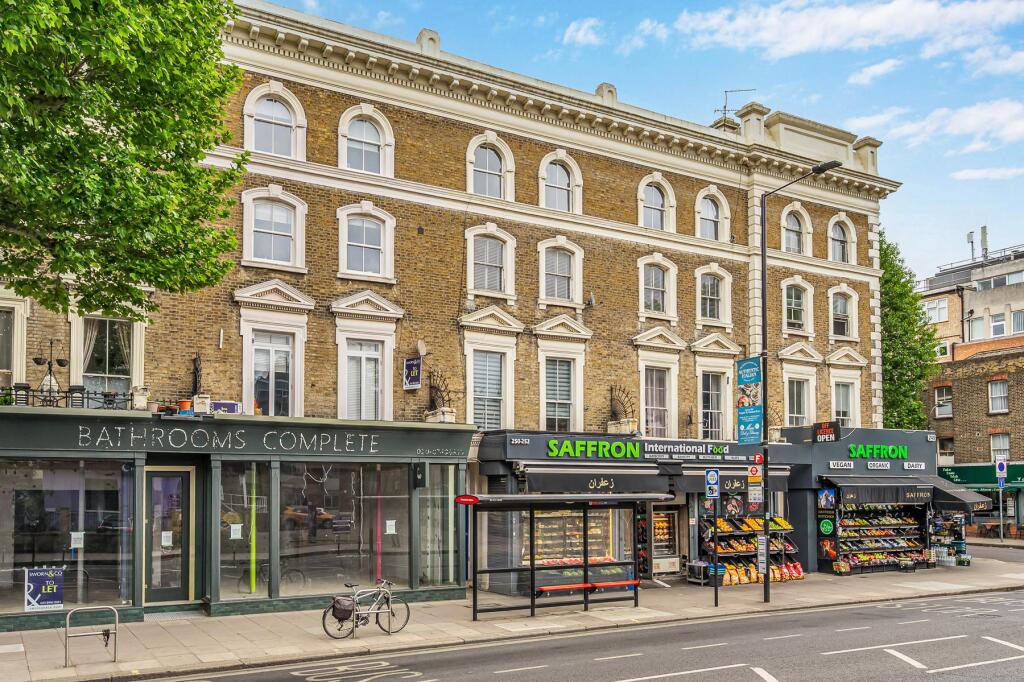3 bed Apartment for rent in Hammersmith. From Sworn and Co - Chiswick High Road