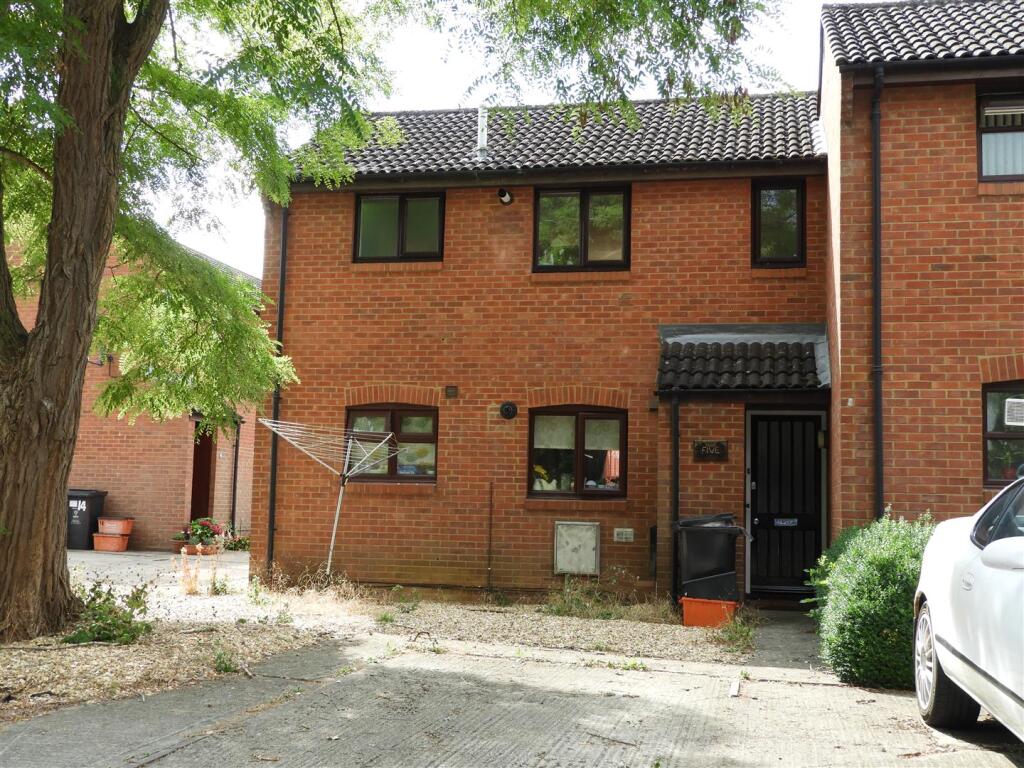 1 bed 1st Floor Flat for rent in Blunsdon St Andrew. From Swindon Homes - Swindon