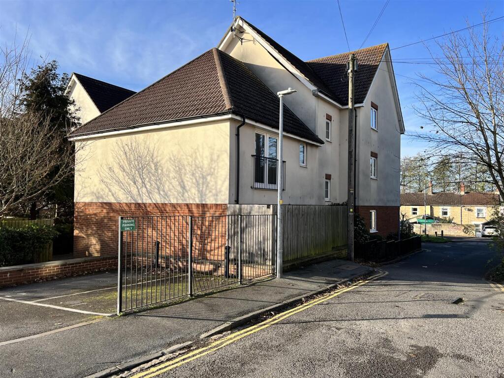 1 bed 1st Floor Flat for rent in Swindon. From Swindon Homes - Swindon 1 bed 1st Floor Flat for rent in Swindon. From Swindon Homes - Swindon