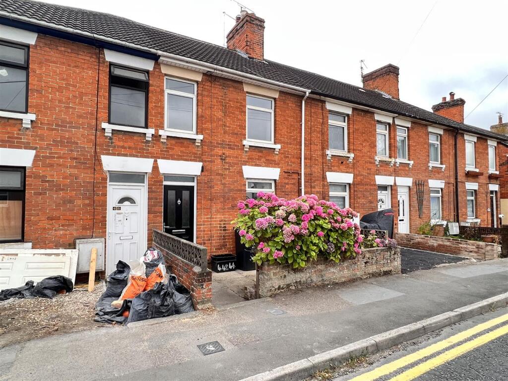 2 bed Mid Terraced House for rent in Swindon. From Swindon Homes - Swindon