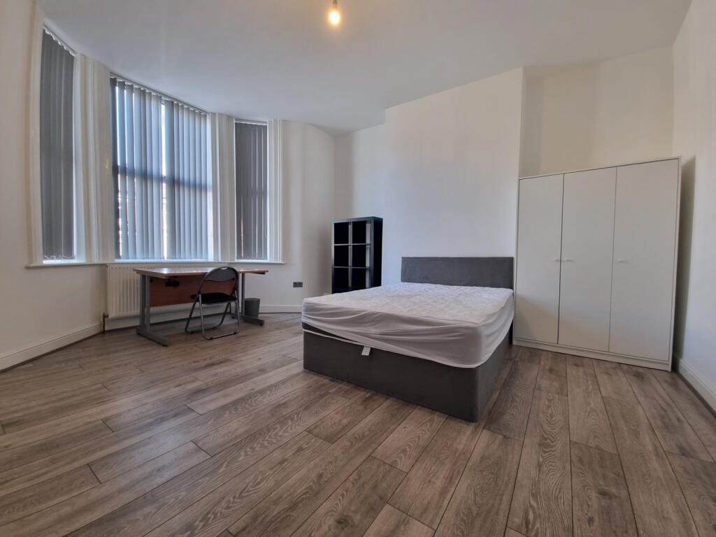 6 bed Mid Terraced House for rent in Manchester. From Inspired Lettings - Manchester