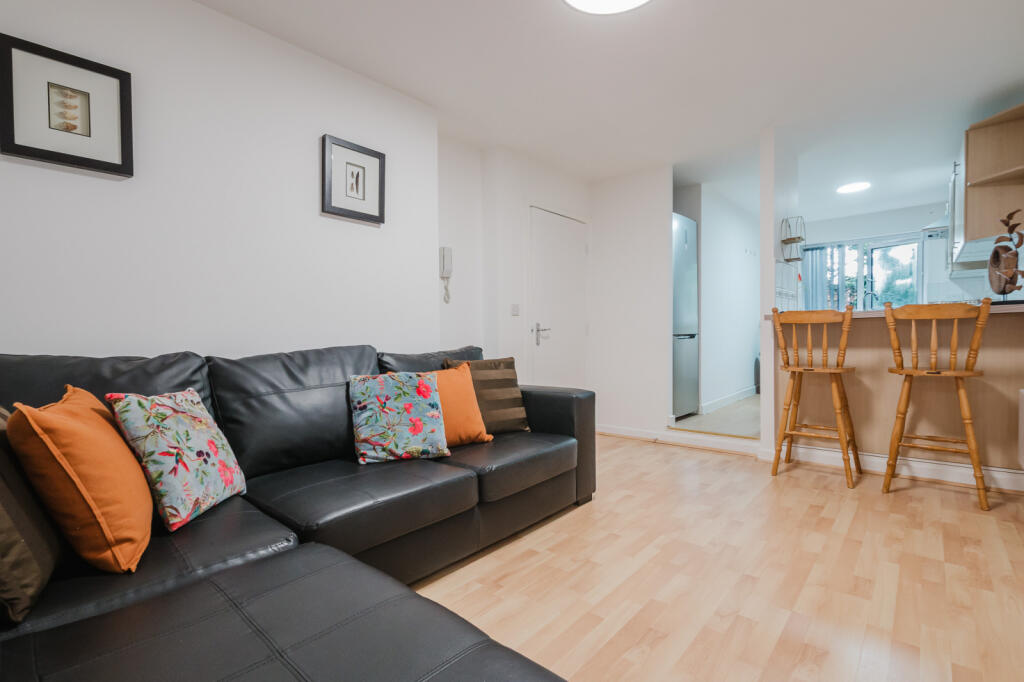 4 bed 1st Floor Flat for rent in Manchester. From Inspired Lettings - Manchester 4 bed 1st Floor Flat for rent in Manchester. From Inspired Lettings - Manchester