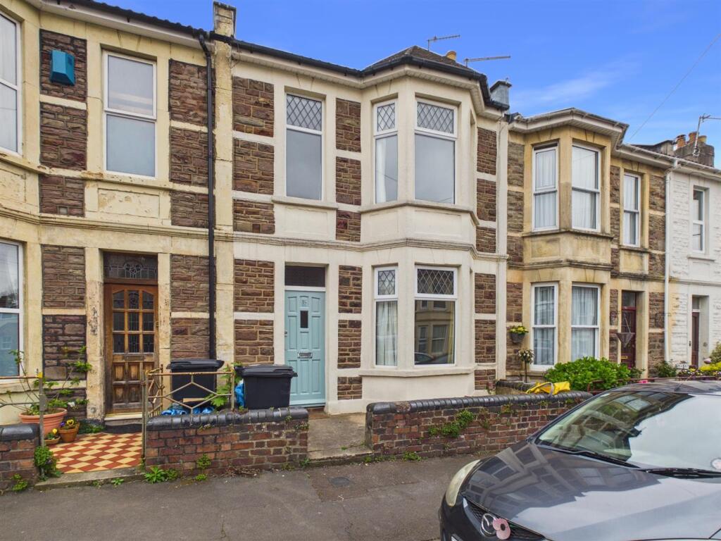 2 bed Mid Terraced House for rent in Bristol. From D W Smith & Company - Hanham
