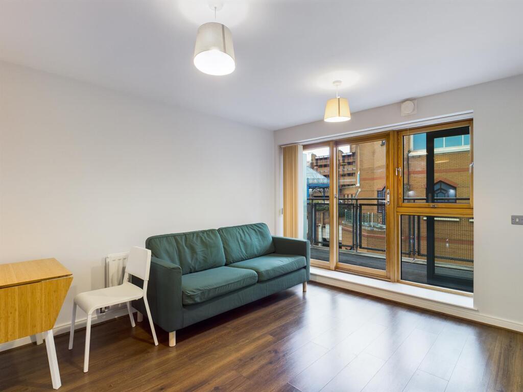 1 bed Apartment for rent in Bristol. From D W Smith & Company - Hanham