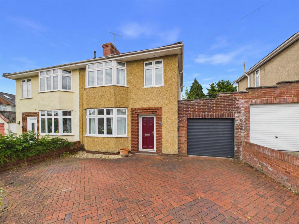 3 bed Semi Detached for rent in Frenchay. From D W Smith & Company - Hanham 3 bed Semi Detached for rent in Frenchay. From D W Smith & Company - Hanham