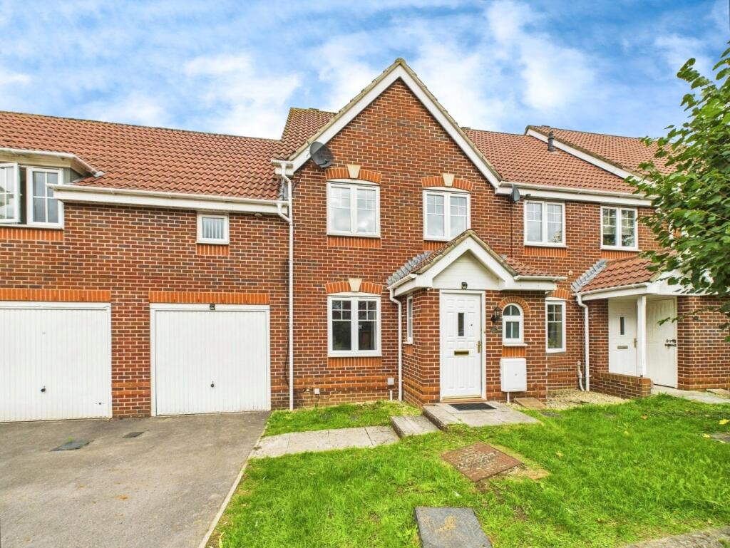 3 bed Mid Terraced House for rent in Two Mile Hill. From D W Smith & Company - Hanham