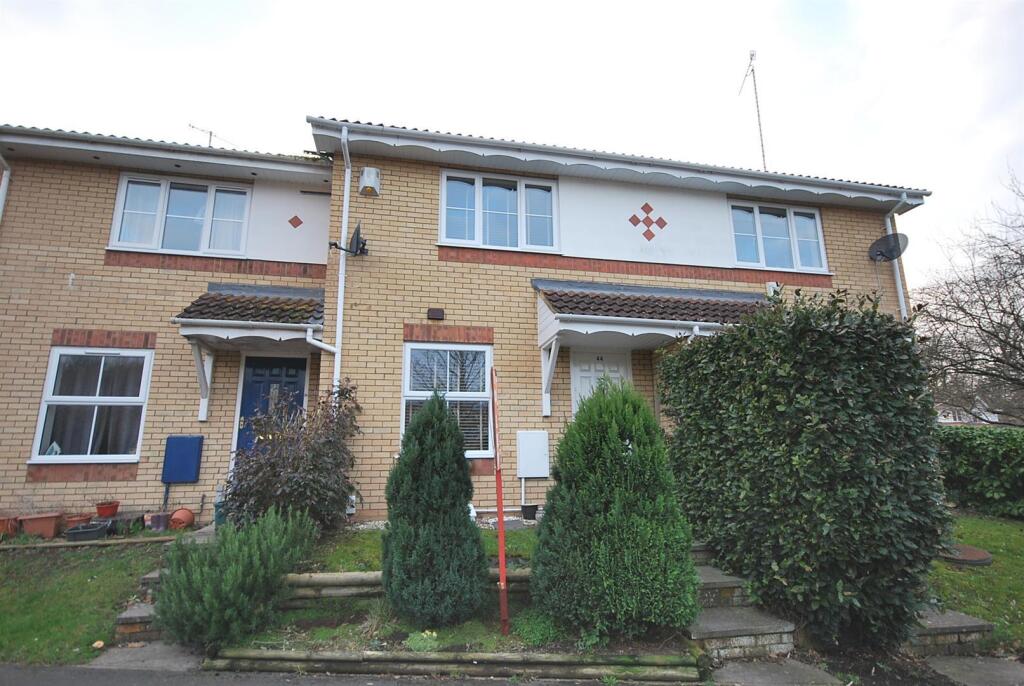1 bed Mid Terraced House for rent in Whiteway. From D W Smith & Company - Hanham