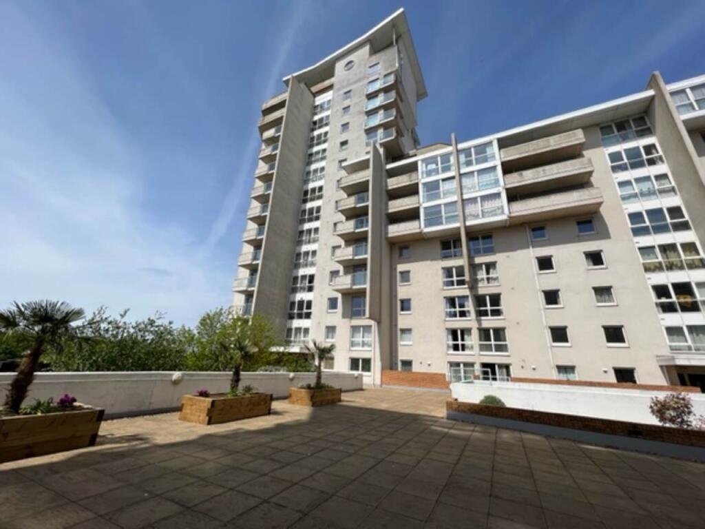 4 bed Studio for rent in Cardiff. From Lettings2Sales Ltd - Cardiff 4 bed Studio for rent in Cardiff. From Lettings2Sales Ltd - Cardiff