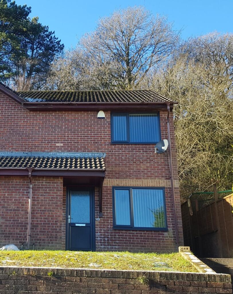 2 bed Mid Terraced House for rent in Craig-cefn-parc. From Lettingsupermarket.com - National